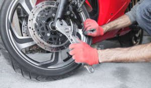 service rem dan keamanan motor